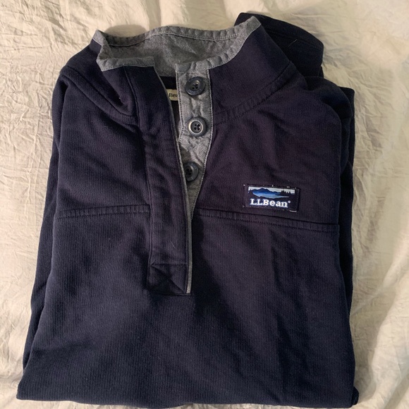Navy blue pull over (L L Bean) - Picture 2 of 2